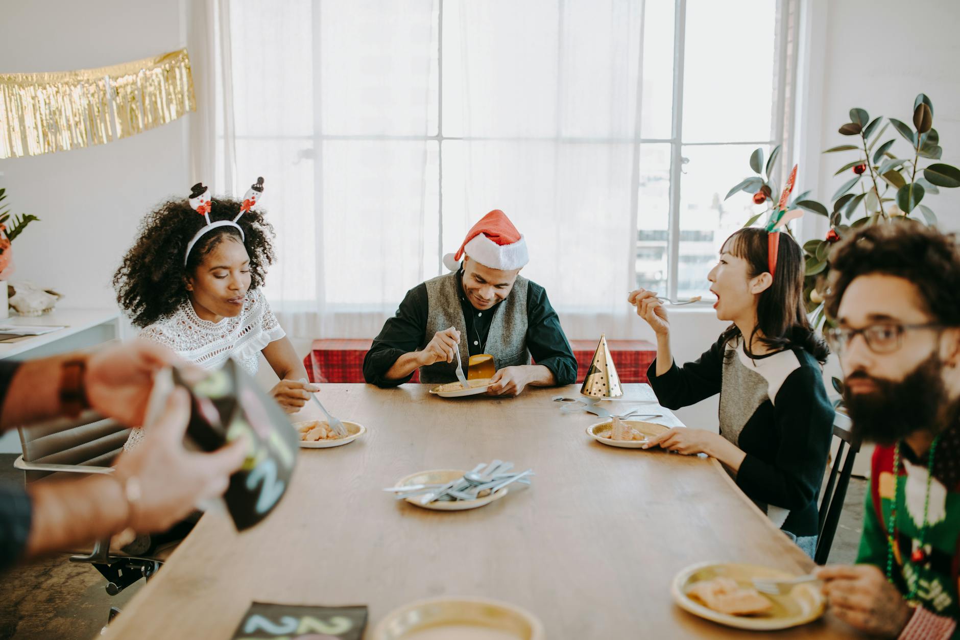 60 holiday puns